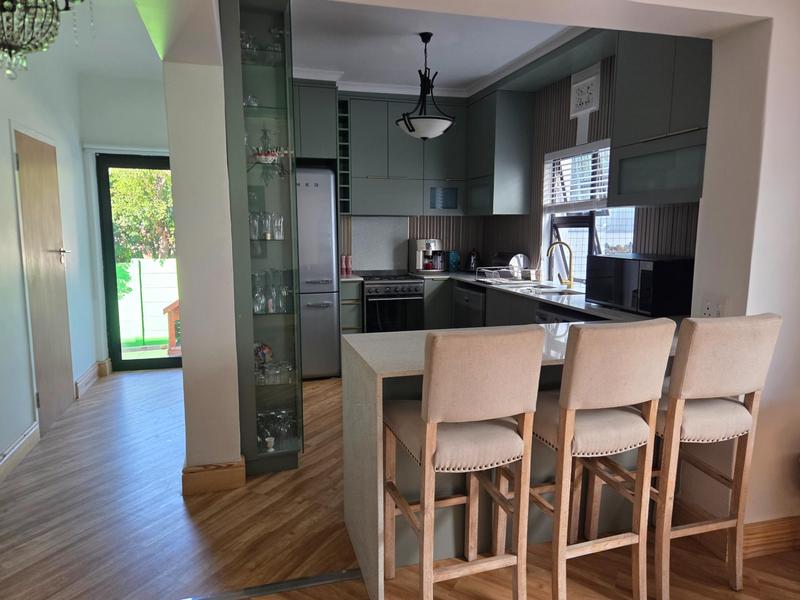 To Let 2 Bedroom Property for Rent in University Estate Western Cape